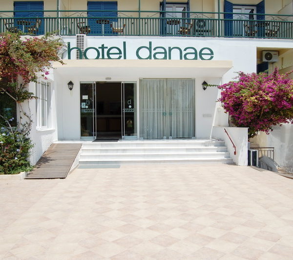 οικονομική διαμονή αίγινα - Danae Hotel